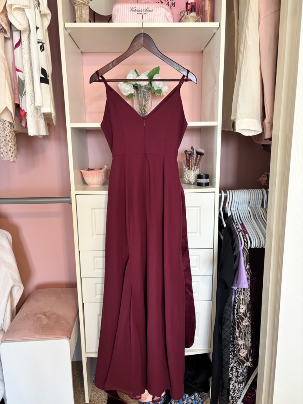 Vera Wang Deep Wine Red V‑Neck Maxi Dress - Picture 2 of 3